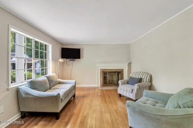 Nestled on 1.48 private acres in the exclusive waterfront - photo 9