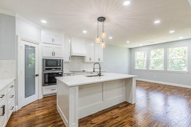 Welcome to your custom built retreat in the heart of Runaway Bay - photo 11