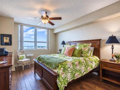 Offered furnished or unfurnished, this elevated 12th-floor - photo 13