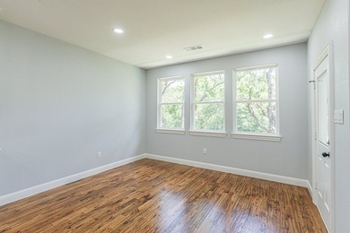 Welcome to your custom built retreat in the heart of Runaway Bay - photo 15