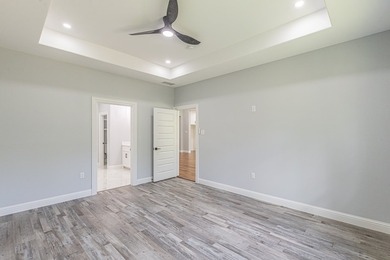 Welcome to your custom built retreat in the heart of Runaway Bay - photo 17