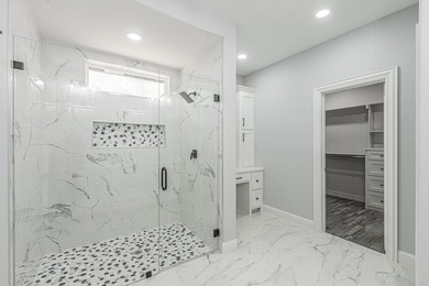 Welcome to your custom built retreat in the heart of Runaway Bay - photo 24