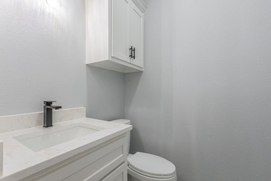 Welcome to your custom built retreat in the heart of Runaway Bay - photo 28