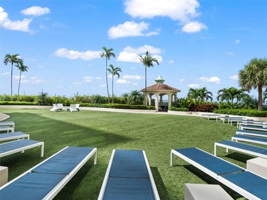 Offered furnished or unfurnished, this elevated 12th-floor - photo 42