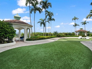 Offered furnished or unfurnished, this elevated 12th-floor - photo 43