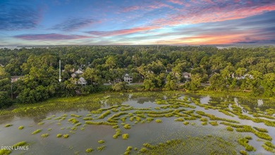 Located in the heart of downtown Beaufort, SC, 2 Creeks End Lane - photo 6