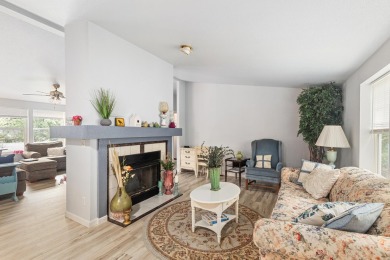 Beautiful home in a desirable park! This spacious home offers