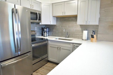 Jetty East is a Gulf front Gated 6-story midrise with under - photo 6