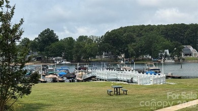 Experience the ultimate Lake Norman lifestyle in this - photo 1