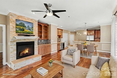 Experience the ultimate Lake Norman lifestyle in this - photo 4