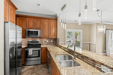 Experience the ultimate Lake Norman lifestyle in this - photo 9