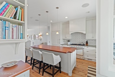 Your buyers will appreciate this beautiful ocean front home - photo 12