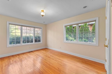 Welcome to 46 Nassau Drive, nestled in the Village of Kensington - photo 14
