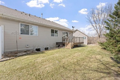Convenient one level living Buffalo end unit townhouse in quiet - photo 5