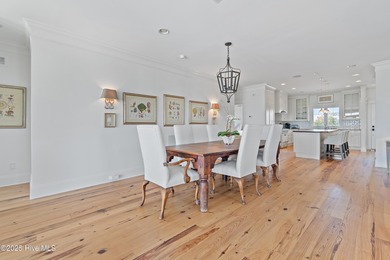 Your buyers will appreciate this beautiful ocean front home - photo 16