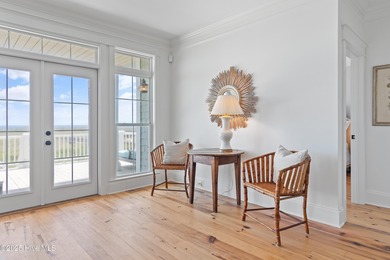 Your buyers will appreciate this beautiful ocean front home - photo 17