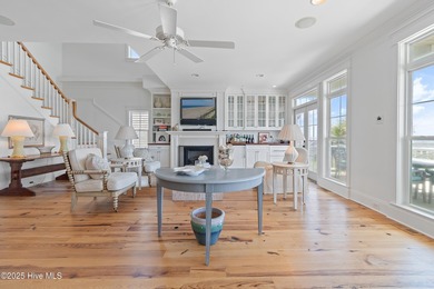 Your buyers will appreciate this beautiful ocean front home - photo 18