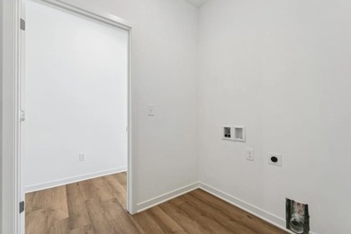Experience the luxury in one-level living with this stunning - photo 19
