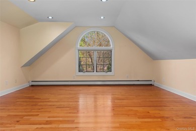 Welcome to 46 Nassau Drive, nestled in the Village of Kensington - photo 21
