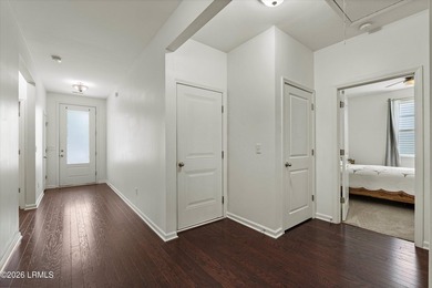Welcome to this beautifully maintained, move-in-ready 4-bedroom - photo 8
