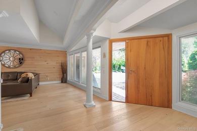 Welcome to 33 Nancy Blvd, an expansive modern and gorgeous - photo 4