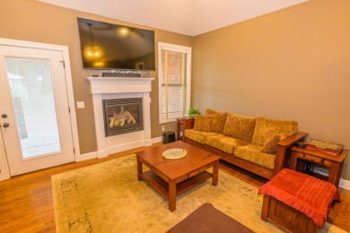 As-new all-brick 3-bedroom, 2-bath home. - photo 8