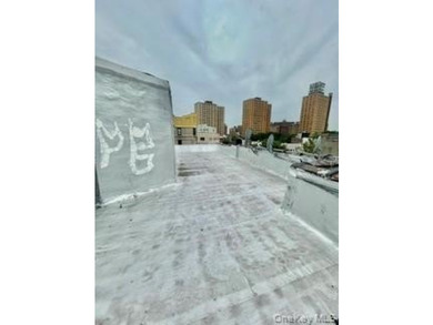 Calling All Investors, Developers & End-Users!!! 11.2 Cap 8 Unit - photo 12