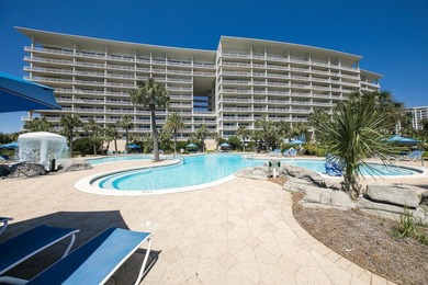 This spacious two-bedroom, two-bath condo in Destin's Sterling - photo 1