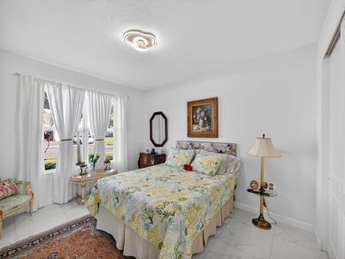 Impeccably maintained and barely lived in, this 2-year-old - photo 13