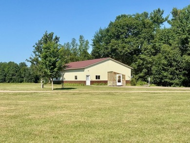 This exceptional property, situated east of Hinckley and south - photo 15