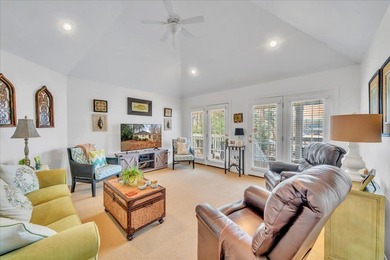 ADORABLE cottage in much loved Pecan Slough!!! This one story 2 - photo 16