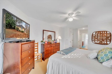 ADORABLE cottage in much loved Pecan Slough!!! This one story 2 - photo 30