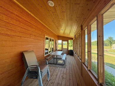This exceptional property, situated east of Hinckley and south - photo 33