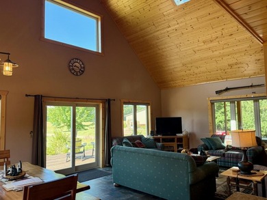 This exceptional property, situated east of Hinckley and south - photo 40