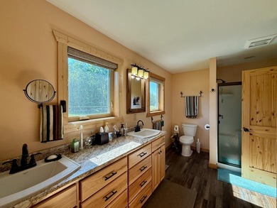 This exceptional property, situated east of Hinckley and south - photo 43
