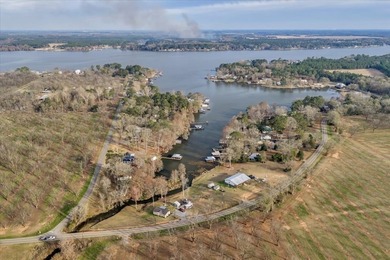 ADORABLE cottage in much loved Pecan Slough!!! This one story 2 - photo 46