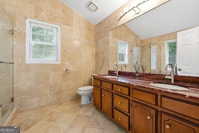Beautifully Updated 4 bedroom, 3 Bath home with 2190 sq.ft. in a - photo 10