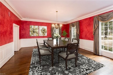 Classic Georgian-style, six bedroom brick estate set on a - photo 14