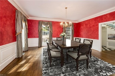 Classic Georgian-style, six bedroom brick estate set on a - photo 15