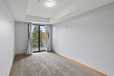820 Emerald St 307 - photo 20