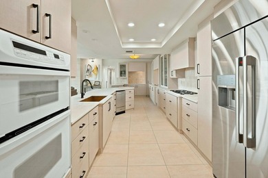 A rare opportunity to own a spacious penthouse at a - photo 25