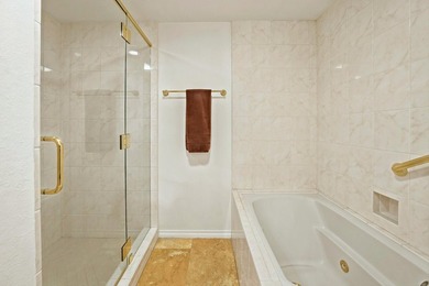 A rare opportunity to own a spacious penthouse at a - photo 33