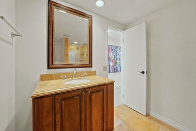 A rare opportunity to own a spacious penthouse at a - photo 36