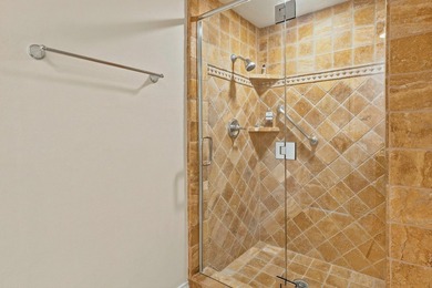A rare opportunity to own a spacious penthouse at a - photo 37