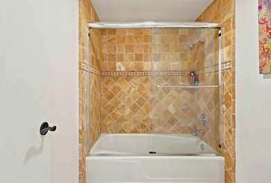 A rare opportunity to own a spacious penthouse at a - photo 42