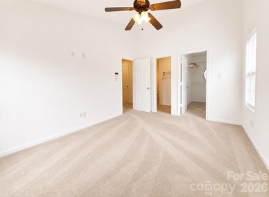 Beautifully updated 2-bedroom, 1.5-bath condo in a prime - photo 5