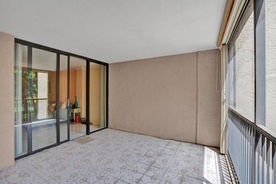 Beautifully updated one-bedroom, one-and-a-half-bath corner unit - photo 21