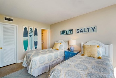 Seller says to bring offers!! LARGE price reduction. Exclusive - photo 41