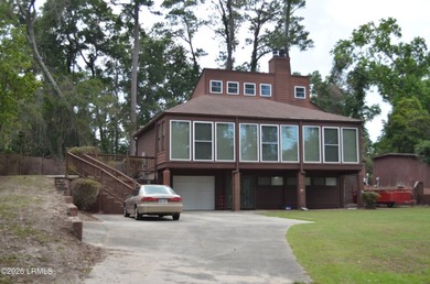 Conveniently located in the sought-after Dowlingwood community - photo 2