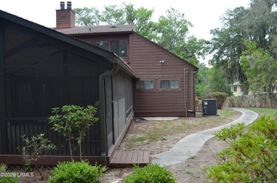 Conveniently located in the sought-after Dowlingwood community - photo 8